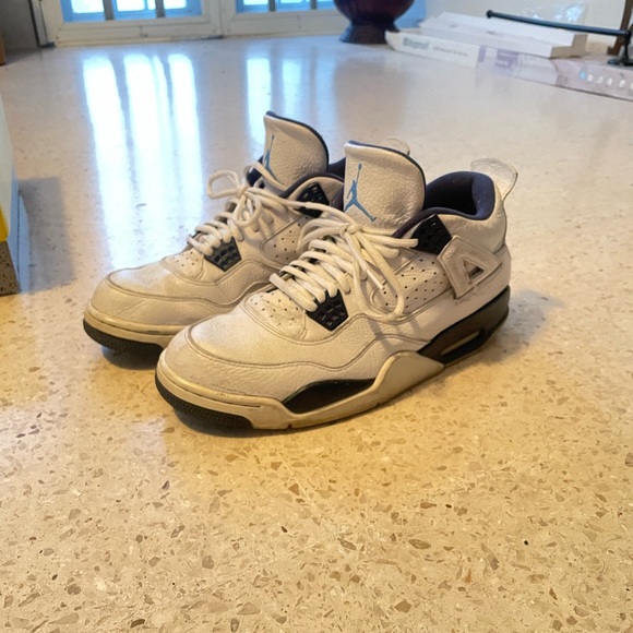 Jordan 4 Columbia - Picture 3 of 3